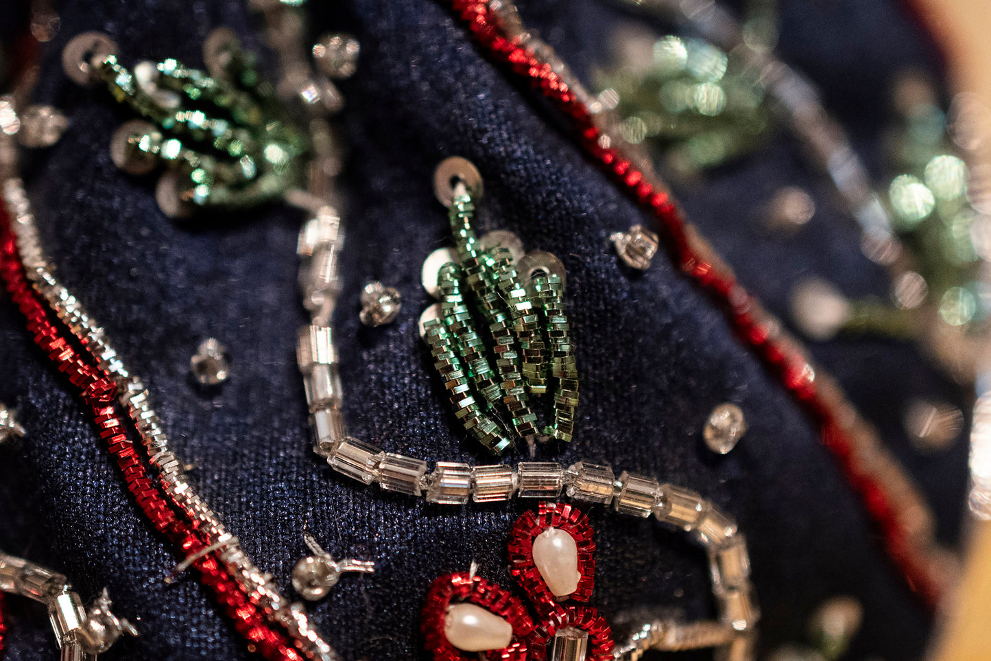 Boîte souvenir brodée de rhinocéros