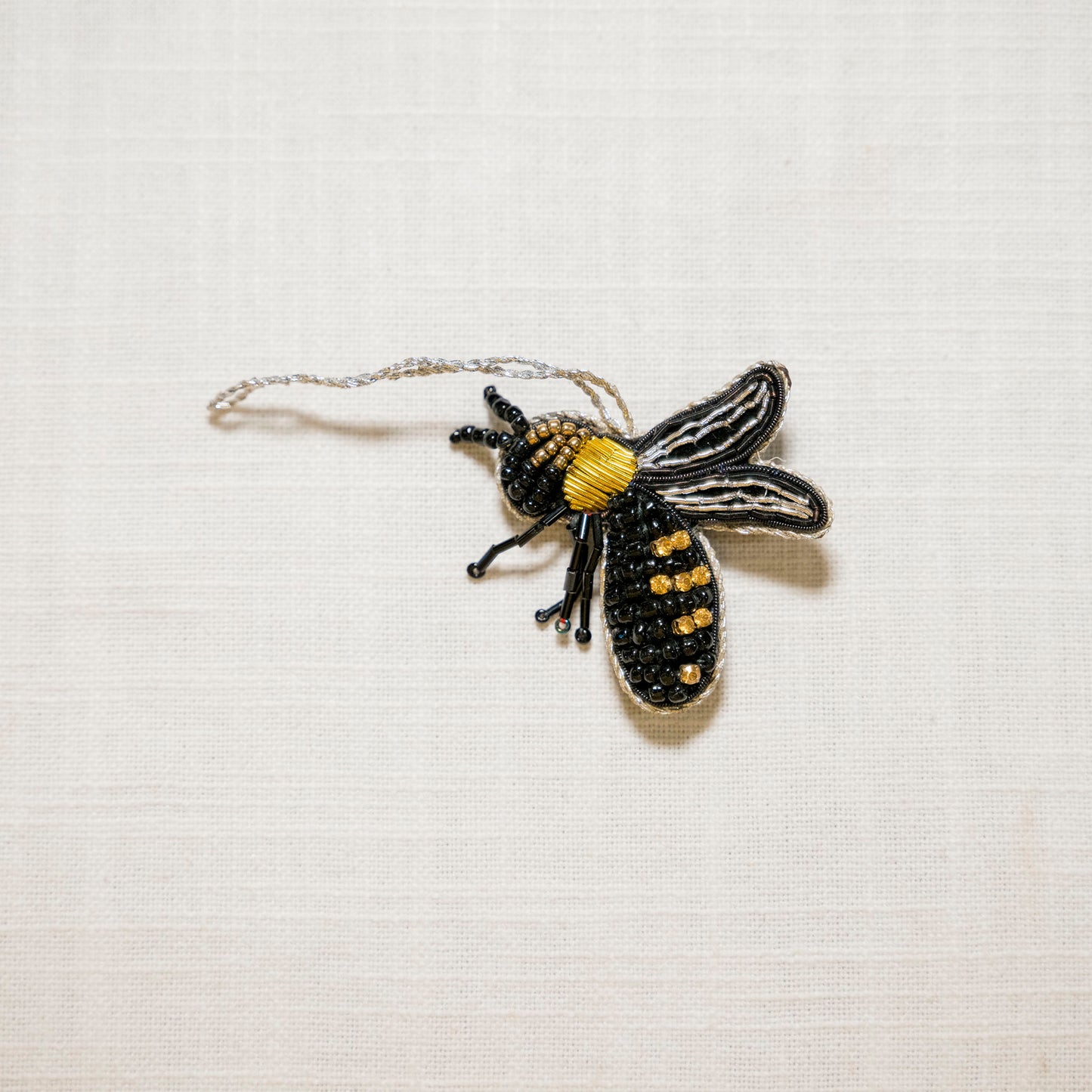 Étole en soie Eri moutarde tissée à la main | Rayé