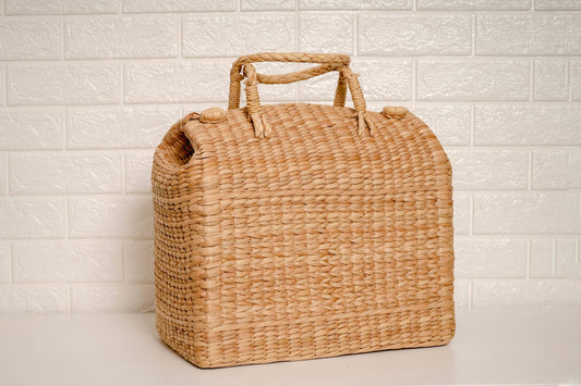 हाथ से बनी कौना घास पिकनिक टोकरी