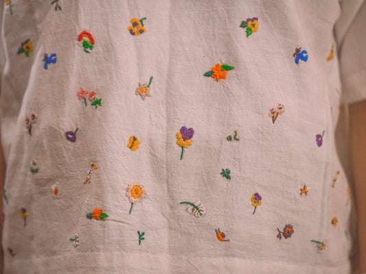 Gemmes de jardin | Haut Kora brodé à la main