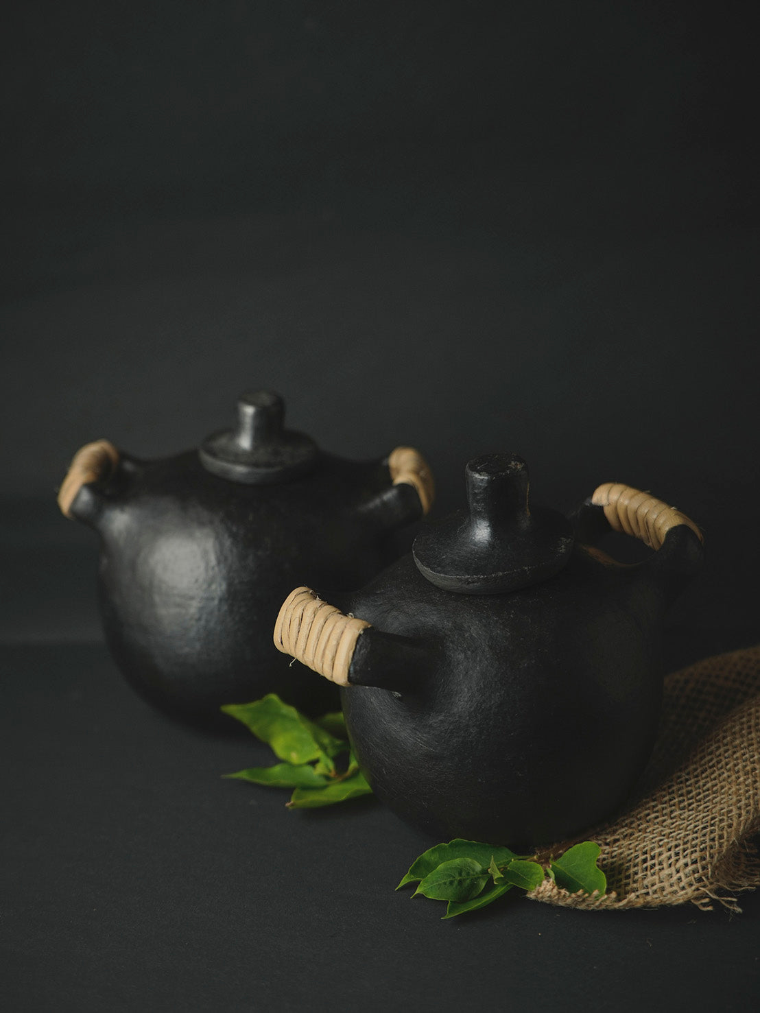 Longpi Black Pottery Stoneware pot