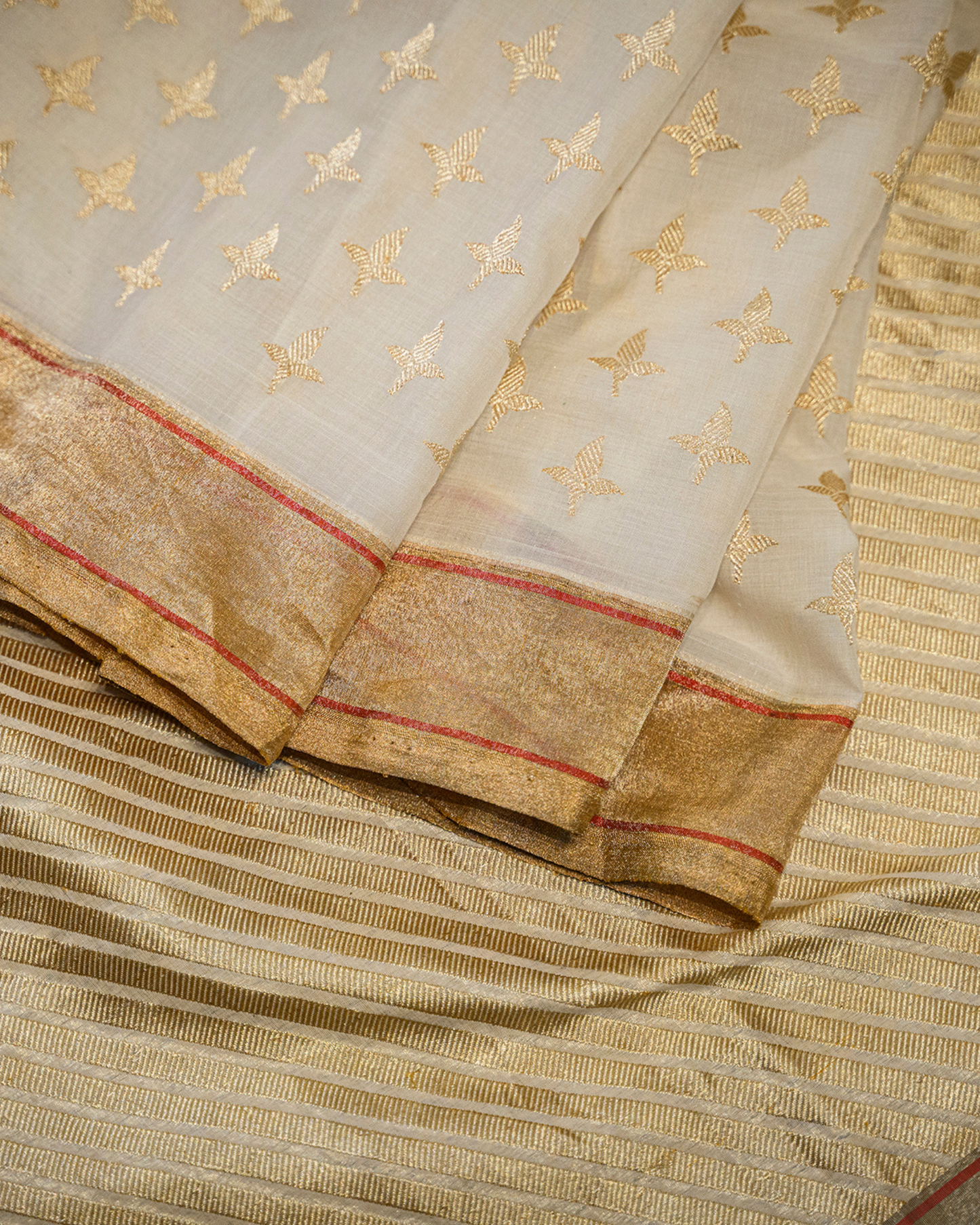 C Assam Handloom Silk Saree (Fabriqué sur commande)