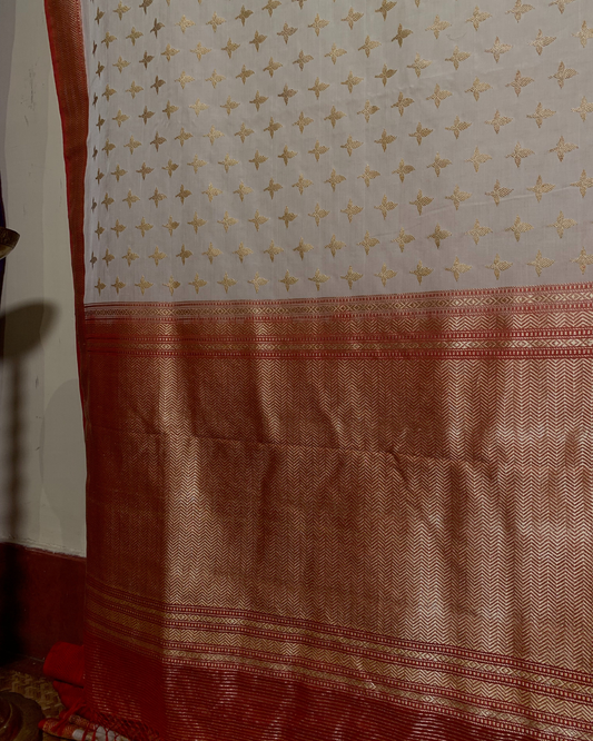 C Assam Handloom Silk Saree (Fabriqué sur commande)