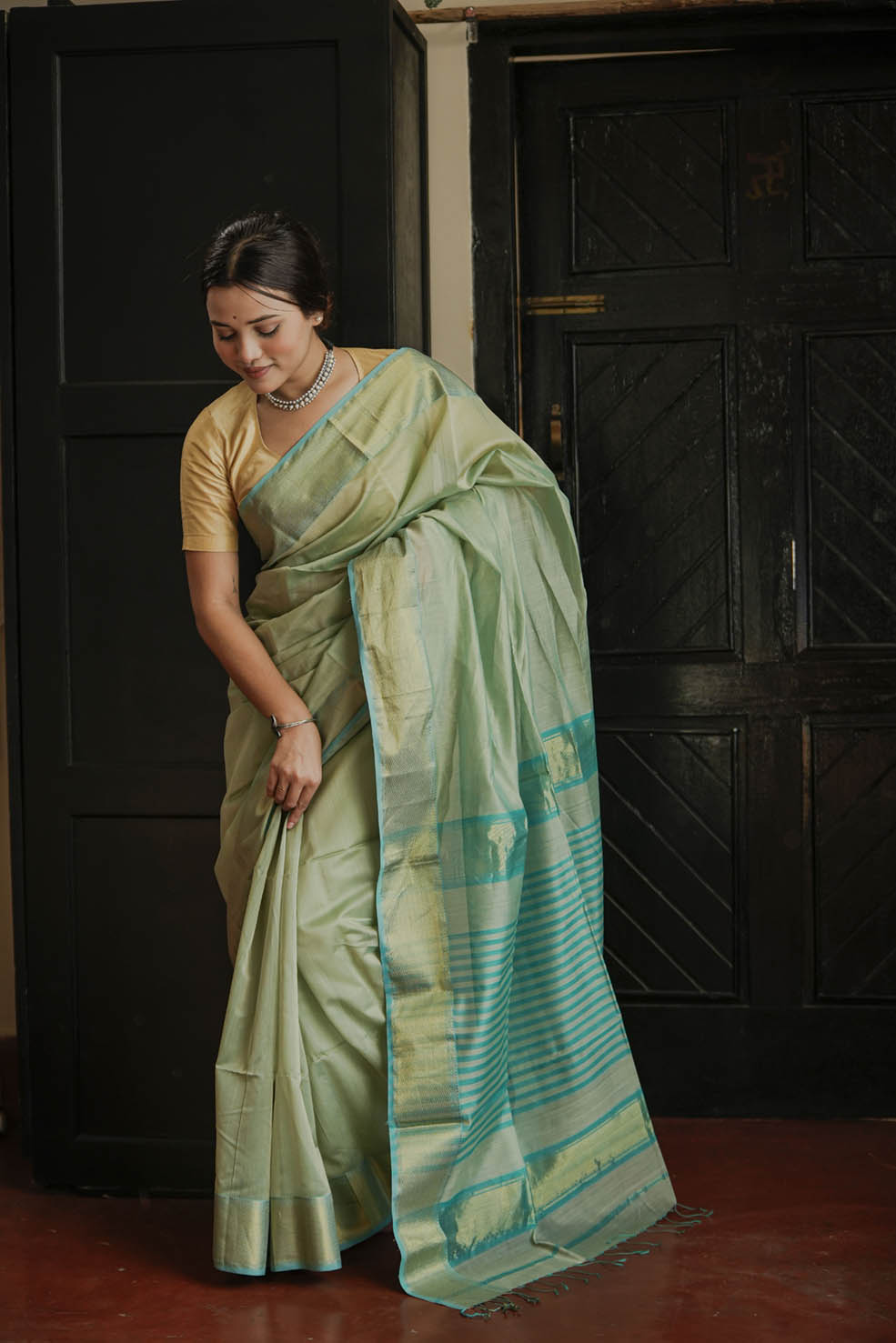 Green-Gold Maheshwari Cotton-Silk Saree