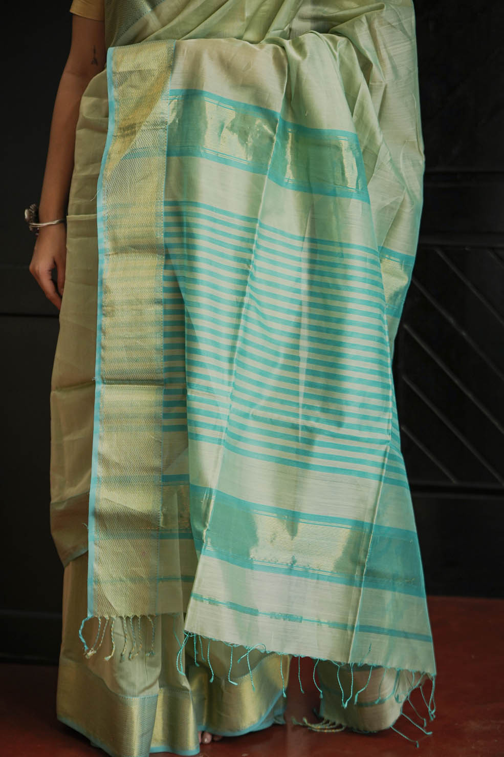 Green-Gold Maheshwari Cotton-Silk Saree