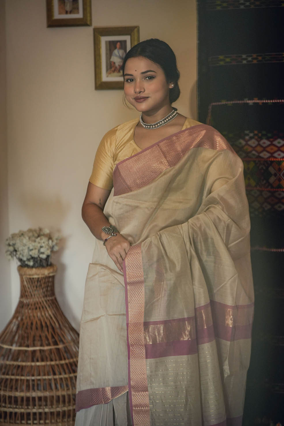 Cream-Pink Maheshwari Cotton-Silk Saree