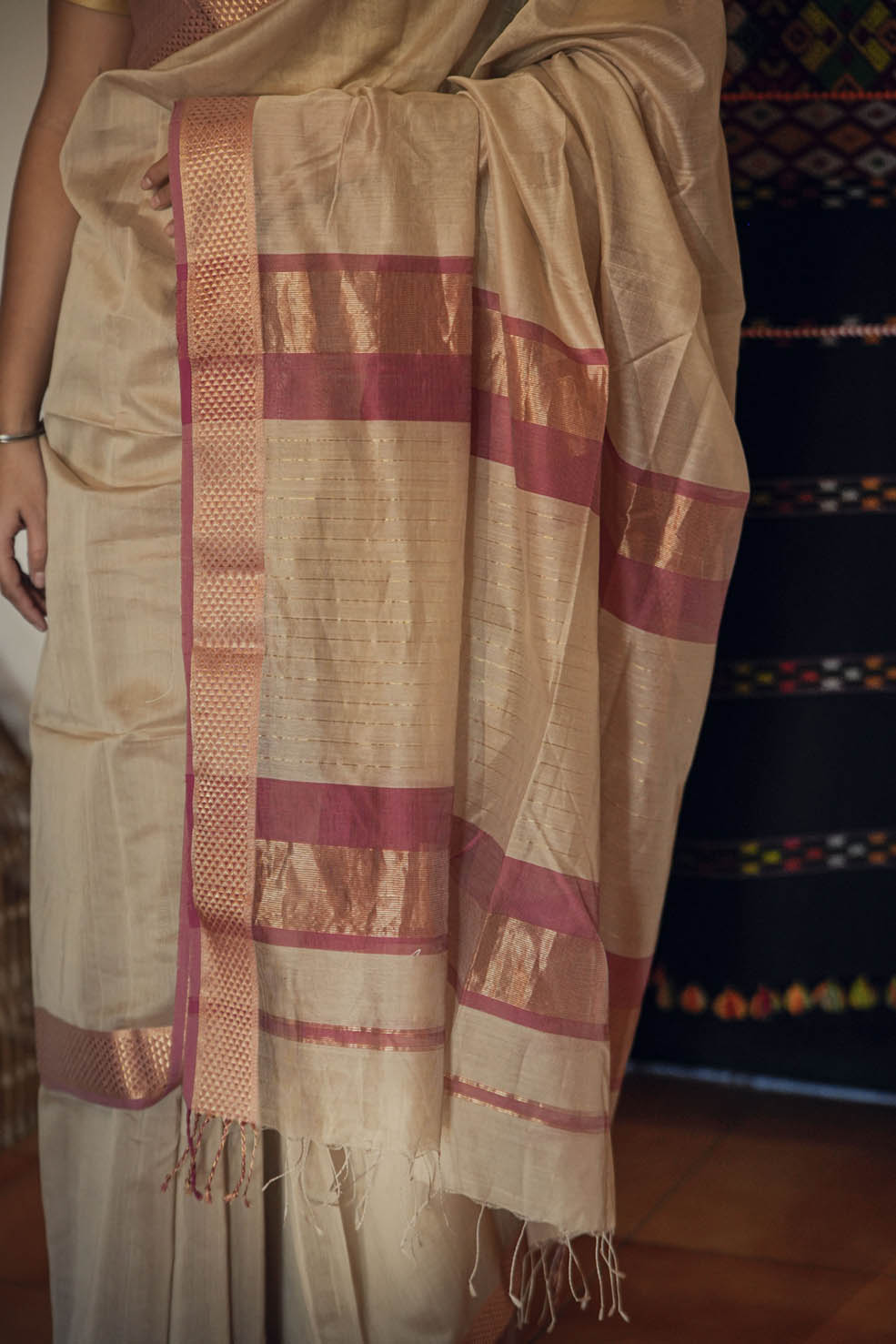 Cream-Pink Maheshwari Cotton-Silk Saree