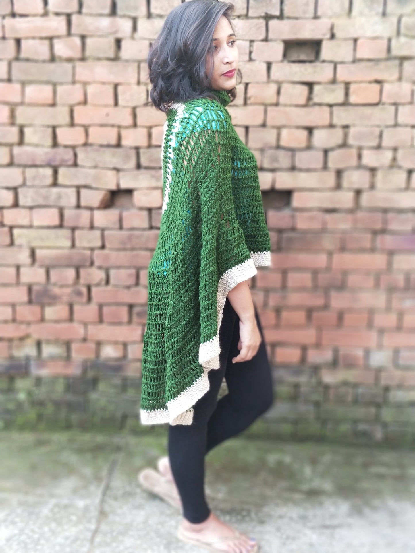 Hand Knitted Woollen Poncho- Green & White Border