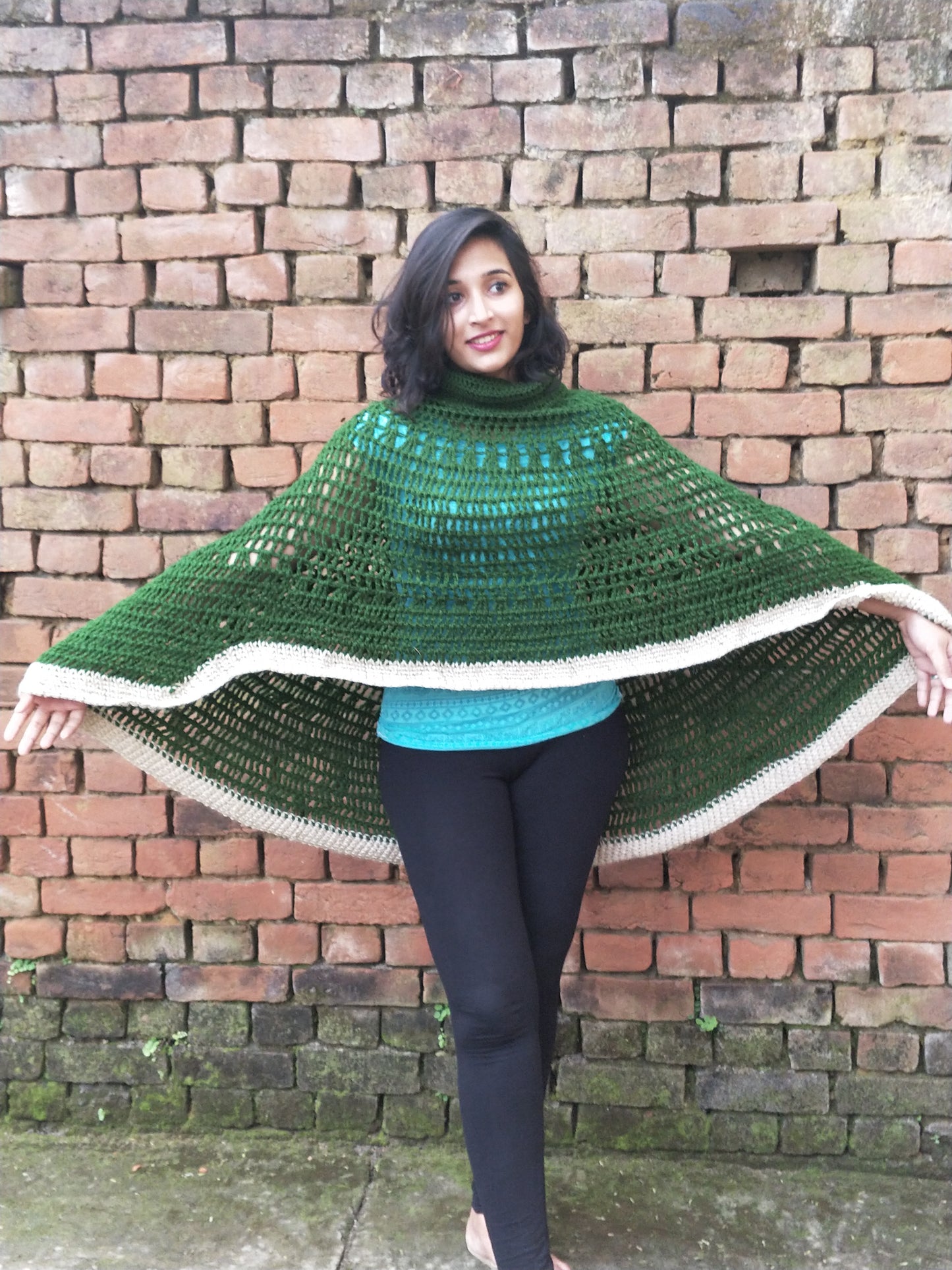 Hand Knitted Woollen Poncho- Green & White Border