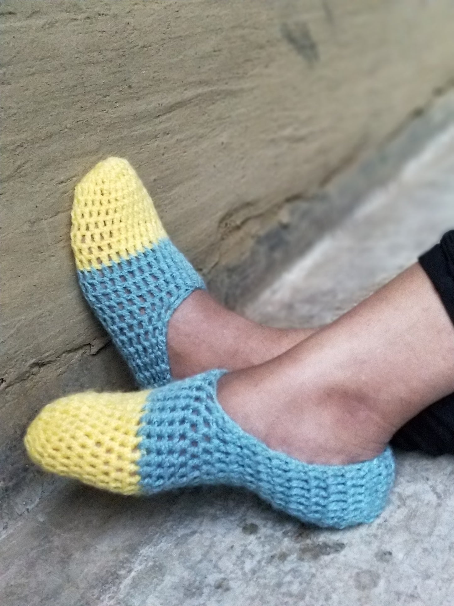 Hand Knitted Woollen Dual Coloured Socks