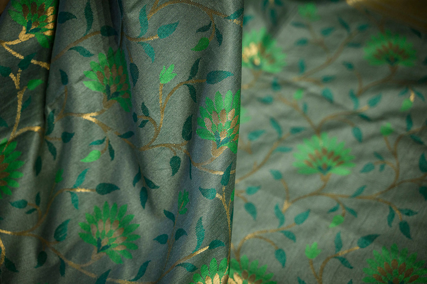 C Assam Handloom Silk Saree (Fabriqué sur commande)