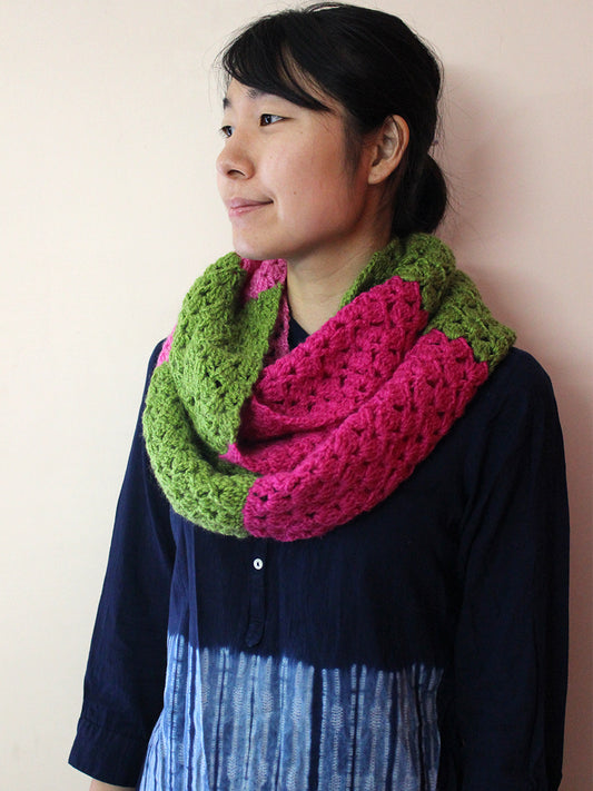 Hand Knitted Woollen Cowl- Colour Blocked