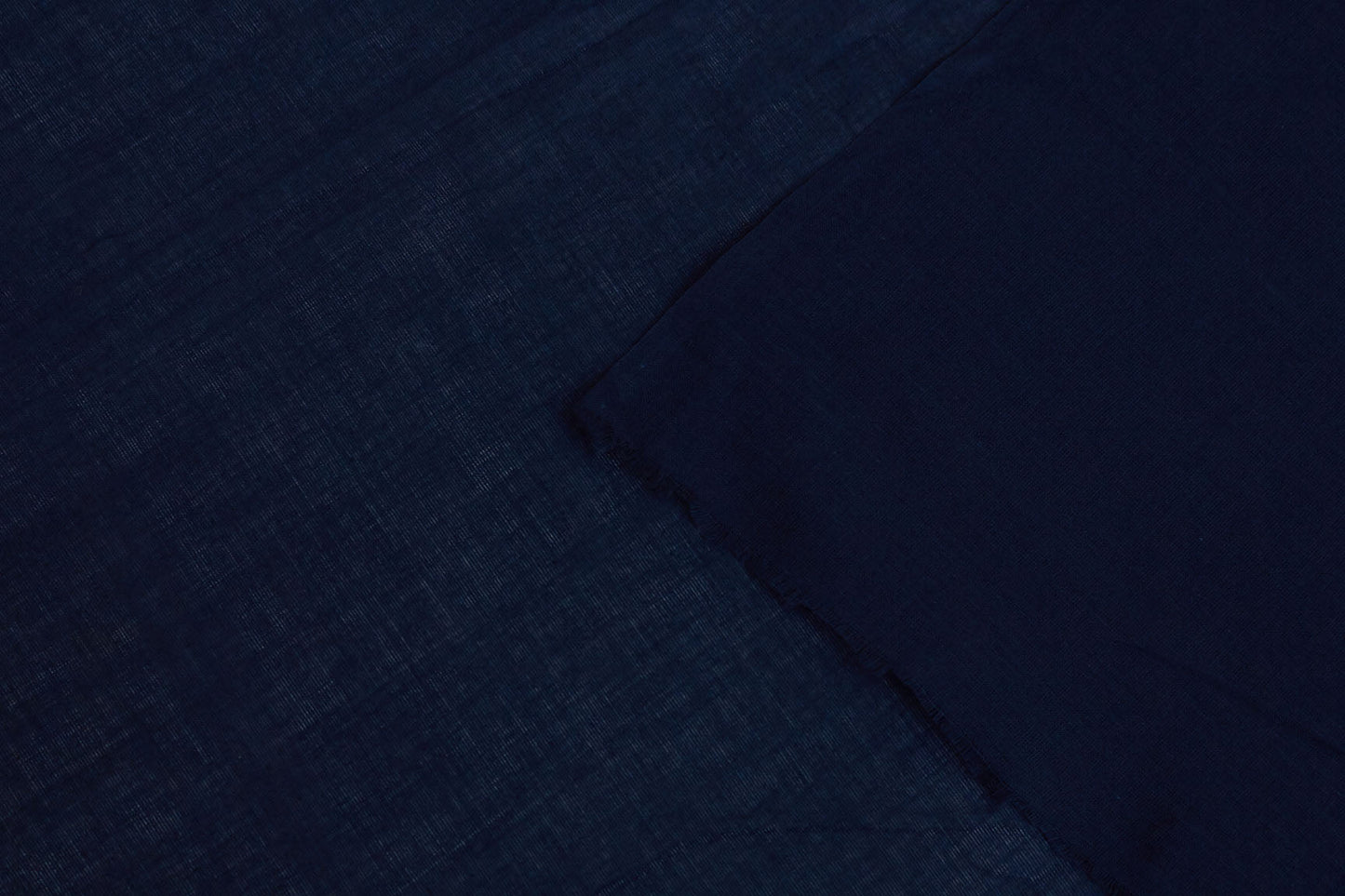 नेवी ब्लू असम मेखला हैंडलूम चादर