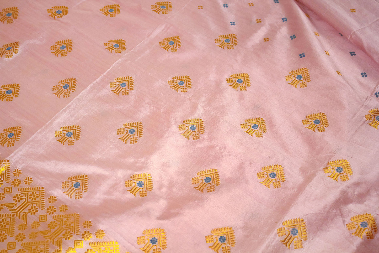 Pink Natural Dyed Handloom Silk Saree