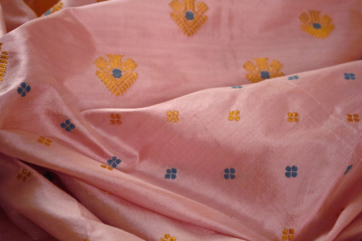 Pink Natural Dyed Handloom Silk Saree