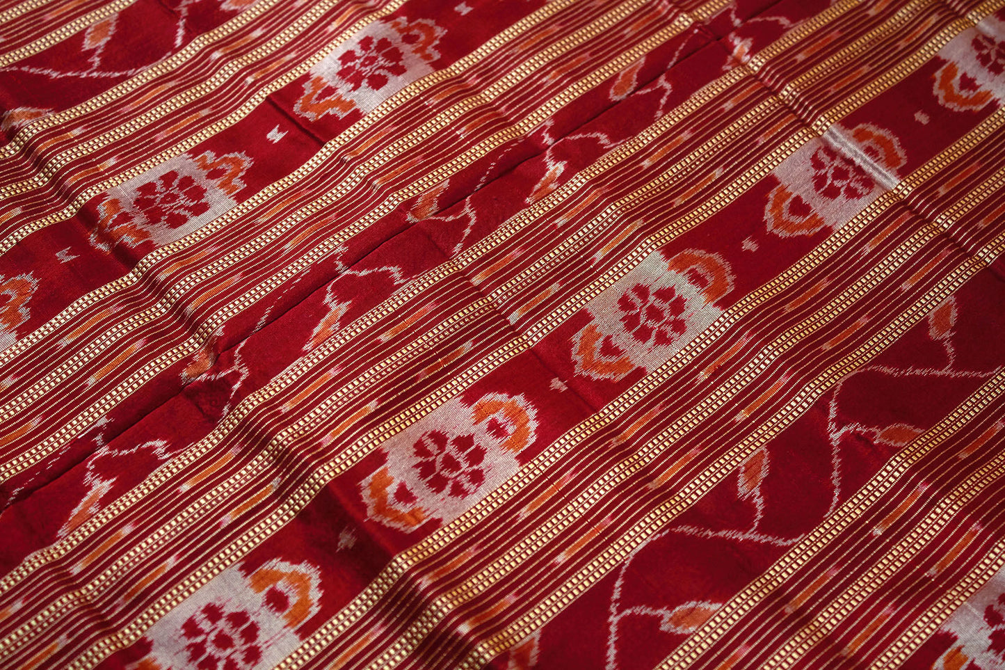 Saptapar Sambalpuri Sari en soie double ikat