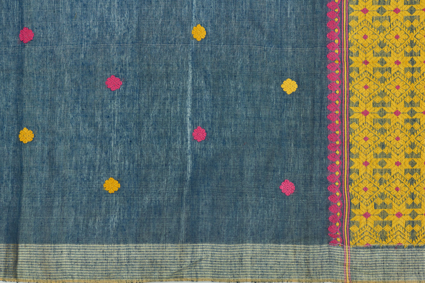 Blue Assam Eri Handloom Silk Sari (Fabriqué sur commande)