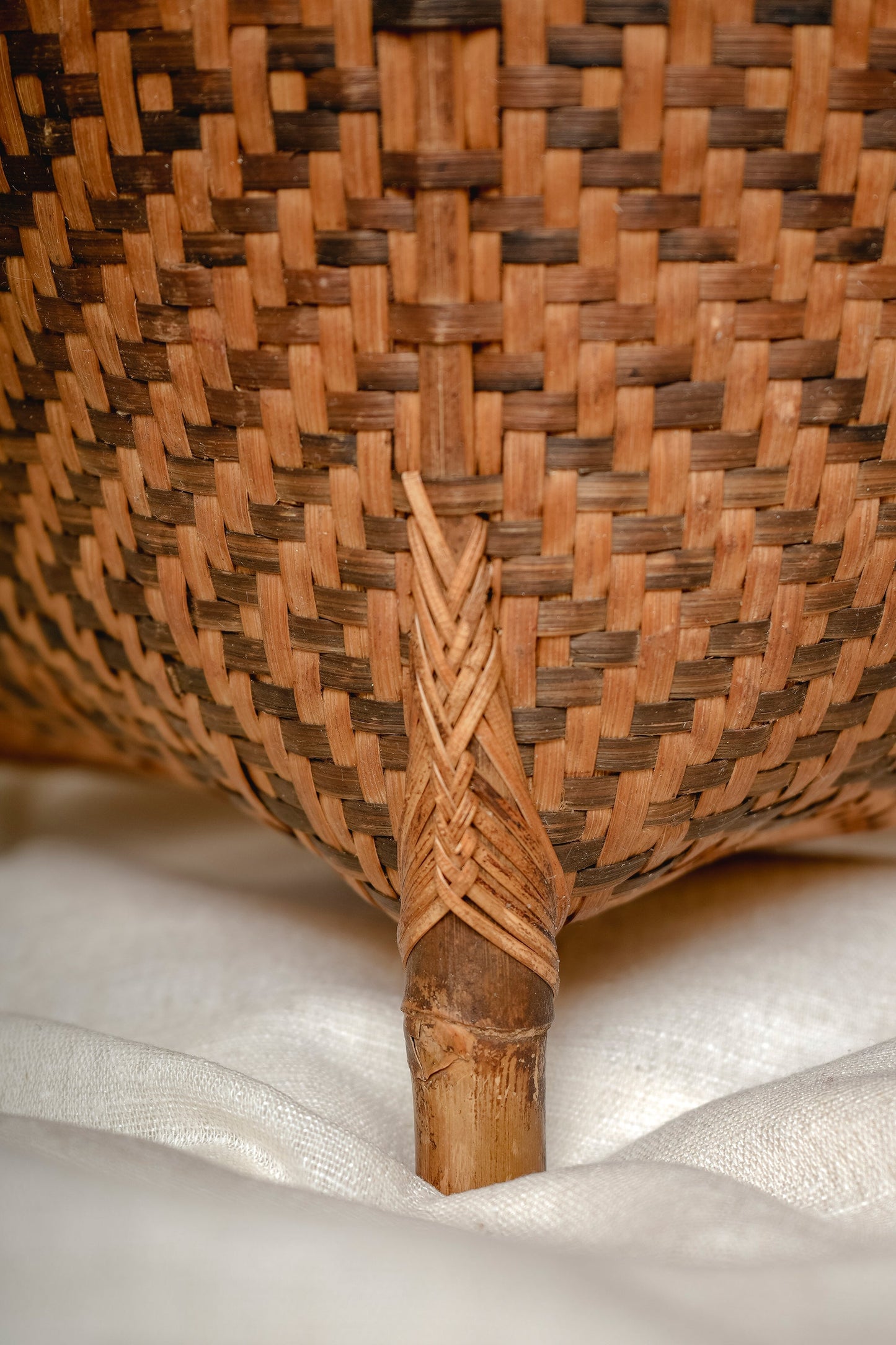 Panier d’héritage en bambou teint naturel