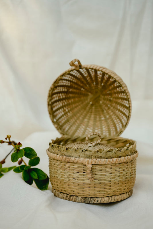 Multipurpose Wicker Basket with Lid | Medium