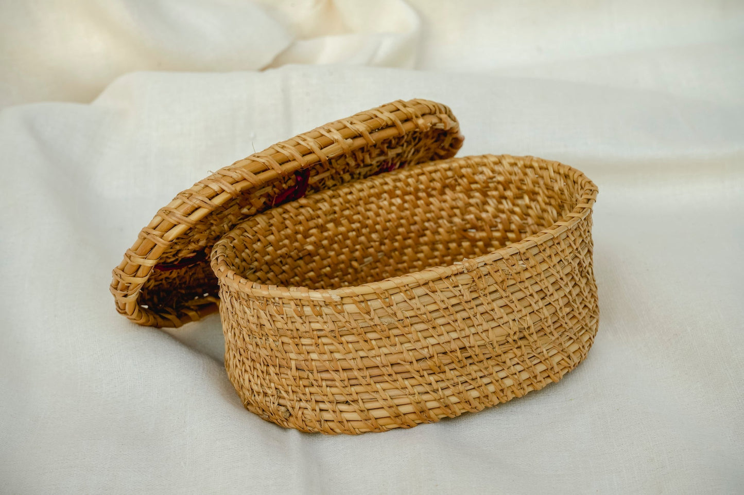 Round Woven Basket with Lid | Medium