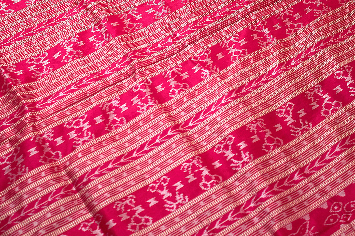 Sari en soie double ikat Koi Phool Sambalpuri