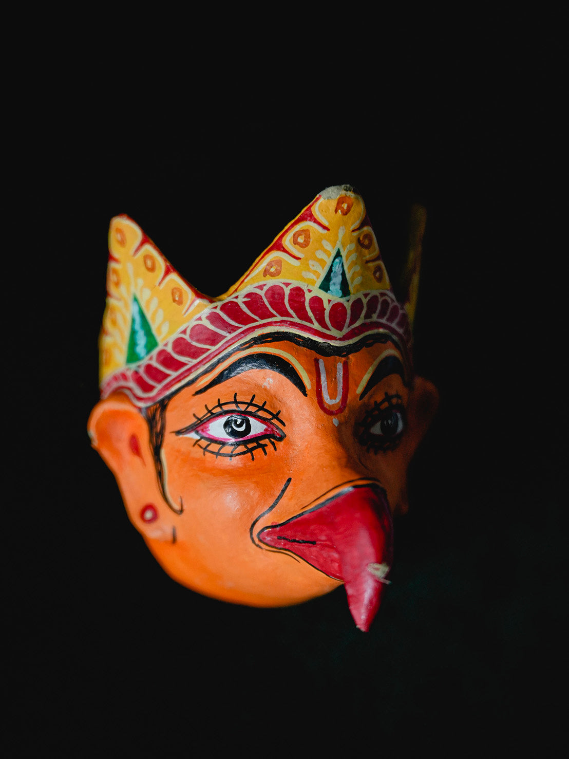 Masque mural Garuda Majuli