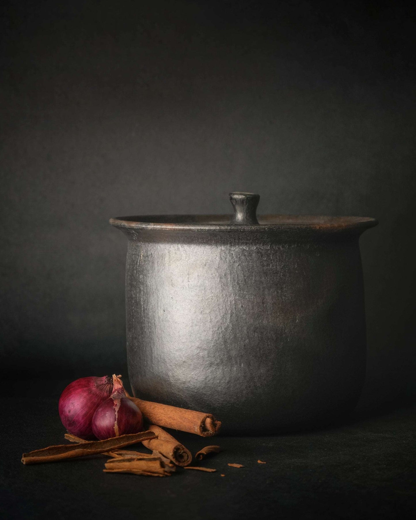 Longpi Black Pottery Stoneware Cooking Pot- 9 L