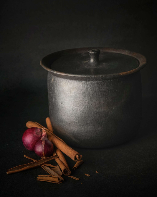 Longpi Black Pottery Stoneware Cooking Pot- 9 L