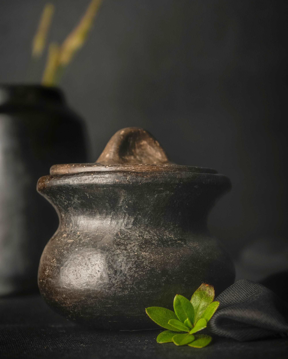 Longpi Black Pottery Stoneware Tea bag pot