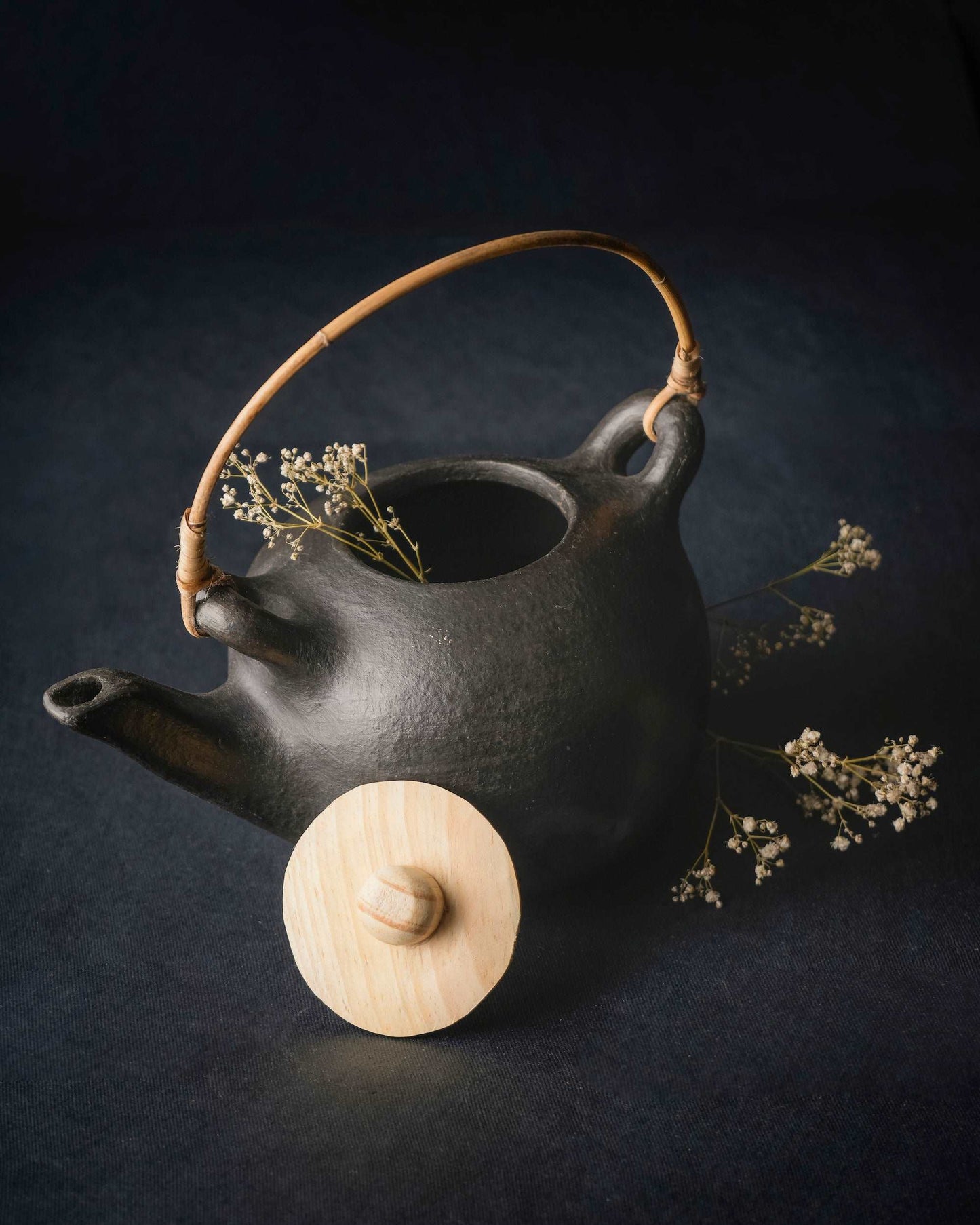 Bouilloire en grès de poterie noire Longpi - 1 L
